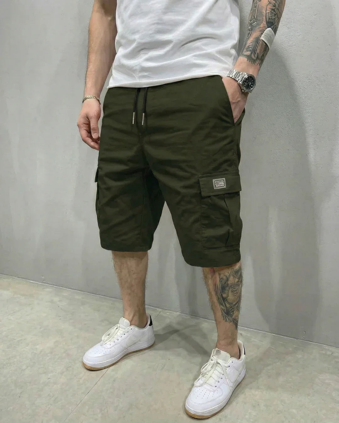 Men's Relaxed Cargo Shorts with Elasticated Waist