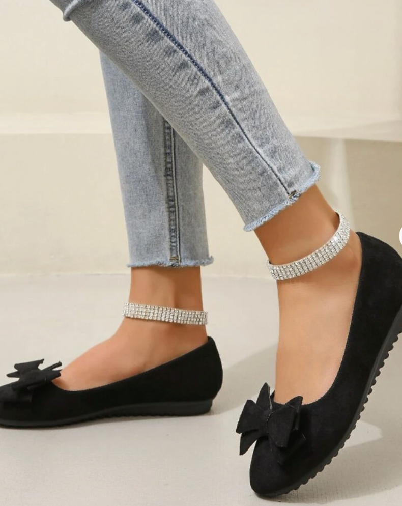 Women's Bow Detail Loafers with Rounded Toe