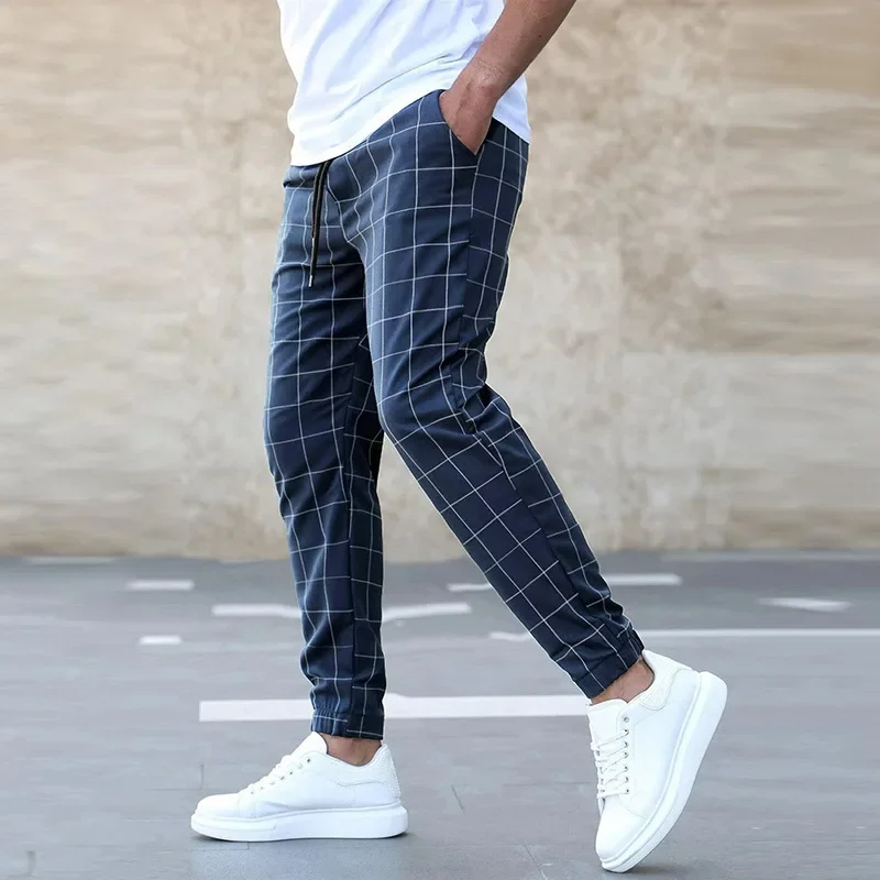 Men's Checkered Tapered Joggers with Elastic Waistband
