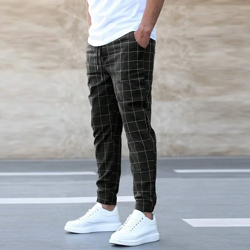 Men's Checkered Tapered Joggers with Elastic Waistband