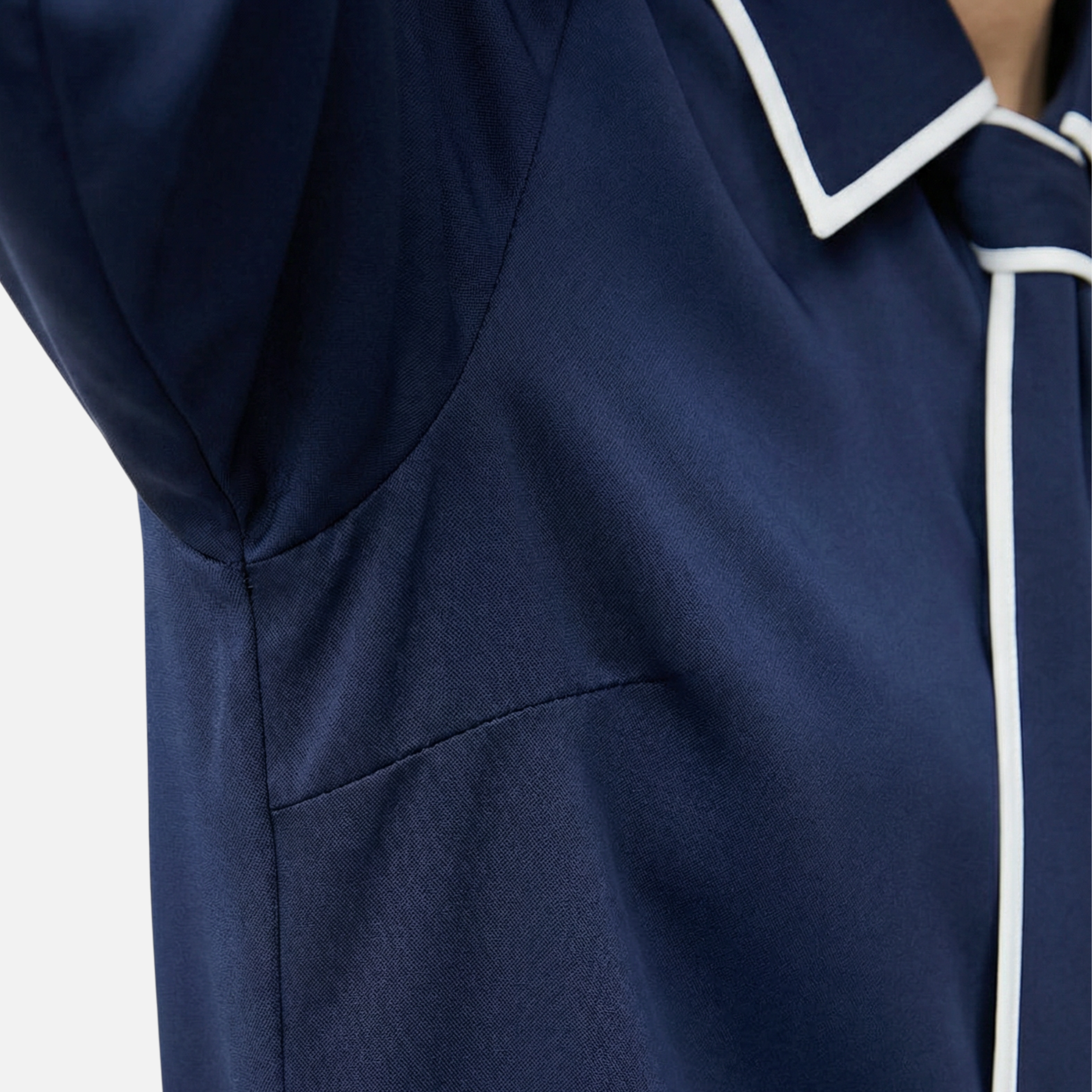 Women's Contrast-Trim Blouse with Detachable Tie