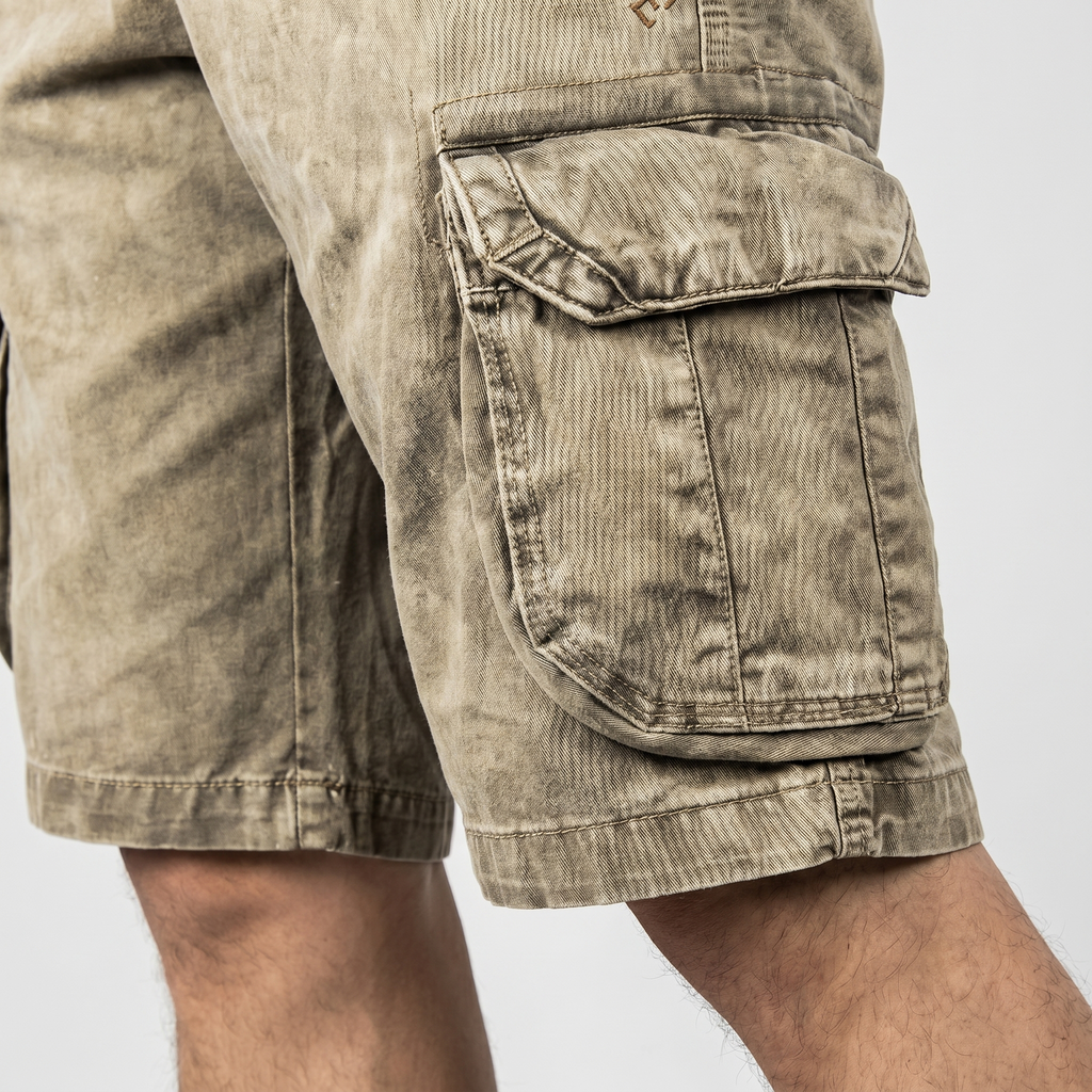 Men's Relaxed Cargo Shorts with Flap Pockets