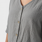 Women's Crinkled Cotton Button-Up Shirt with V-Neck and 3/4 Sleeves