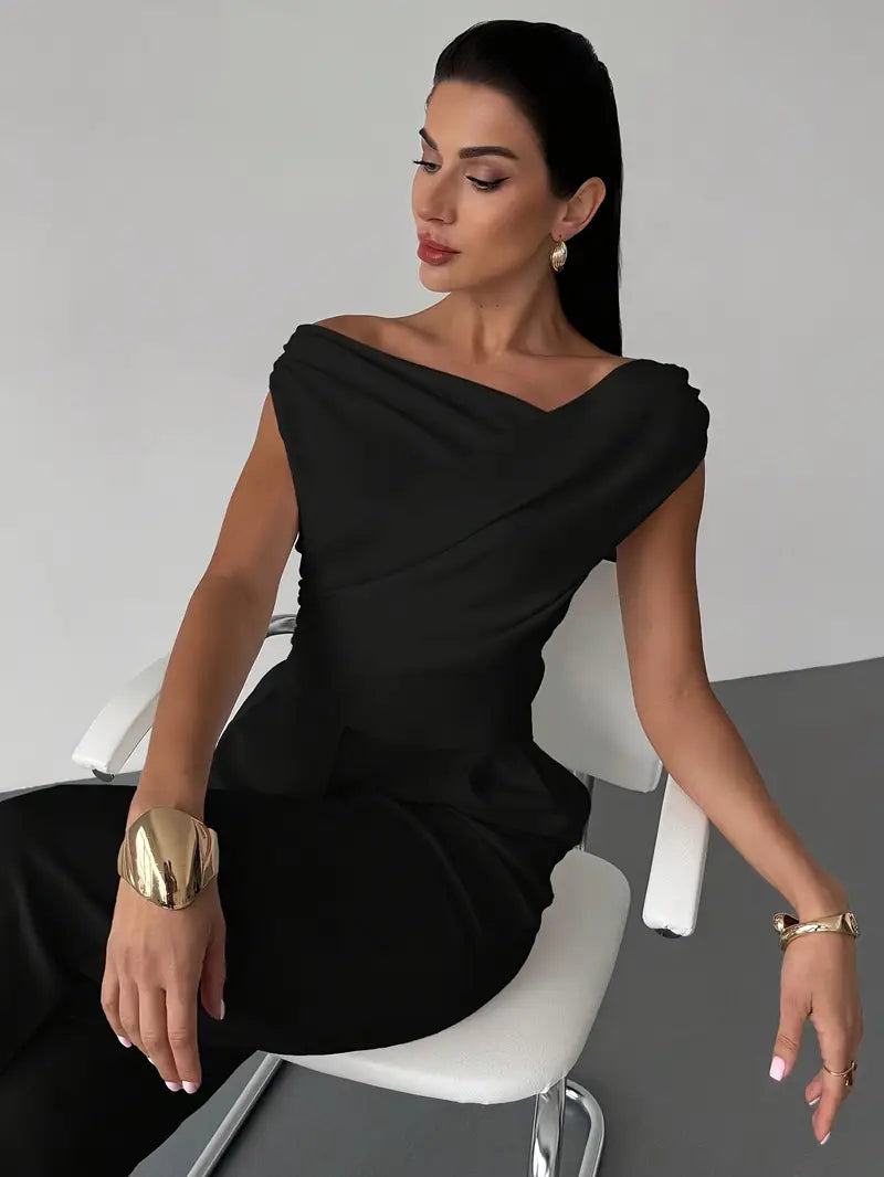 Women's Draped Fitted Top with One-Shoulder Neckline