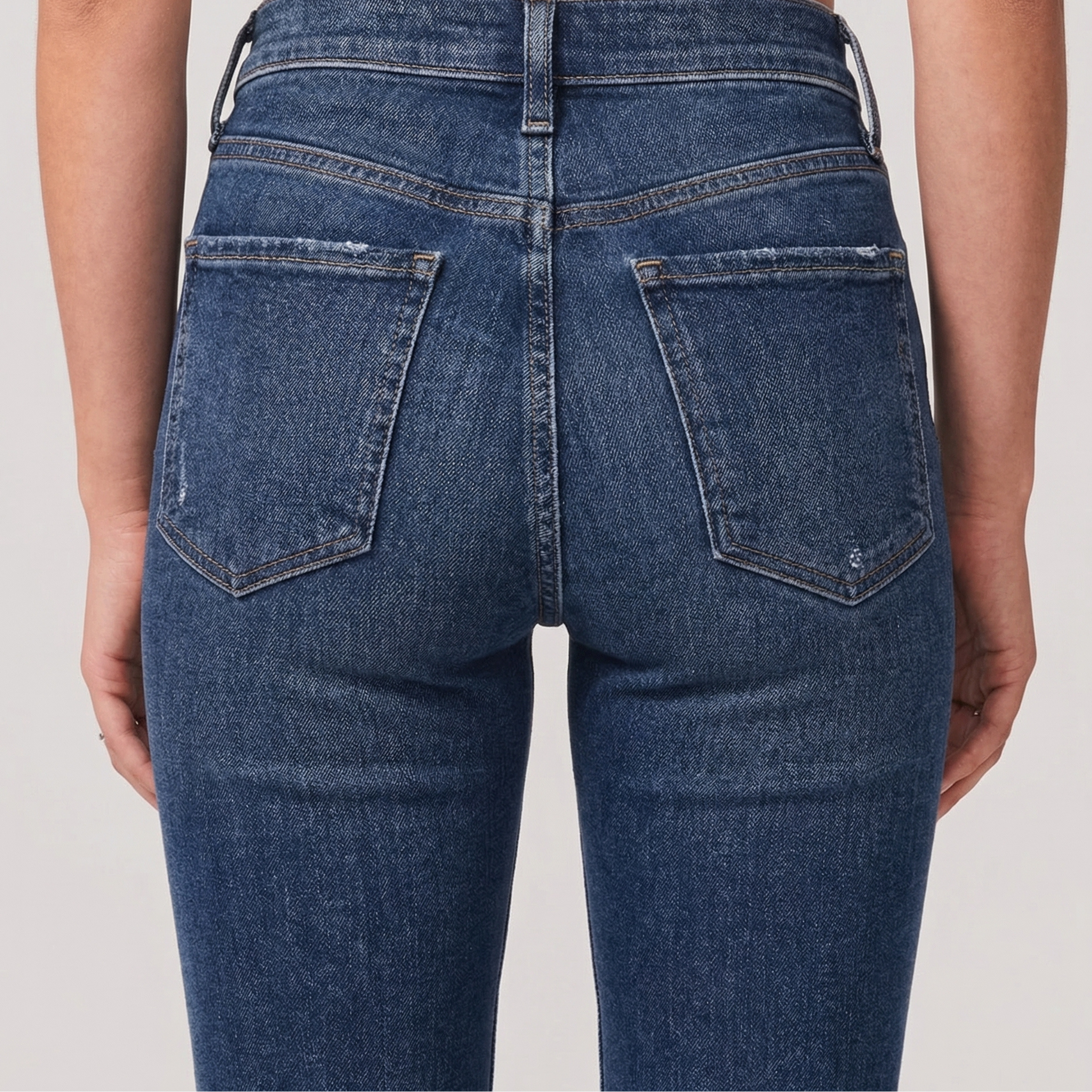 Women's High Waisted Flared Denim Jeans with Five-Pocket Styling