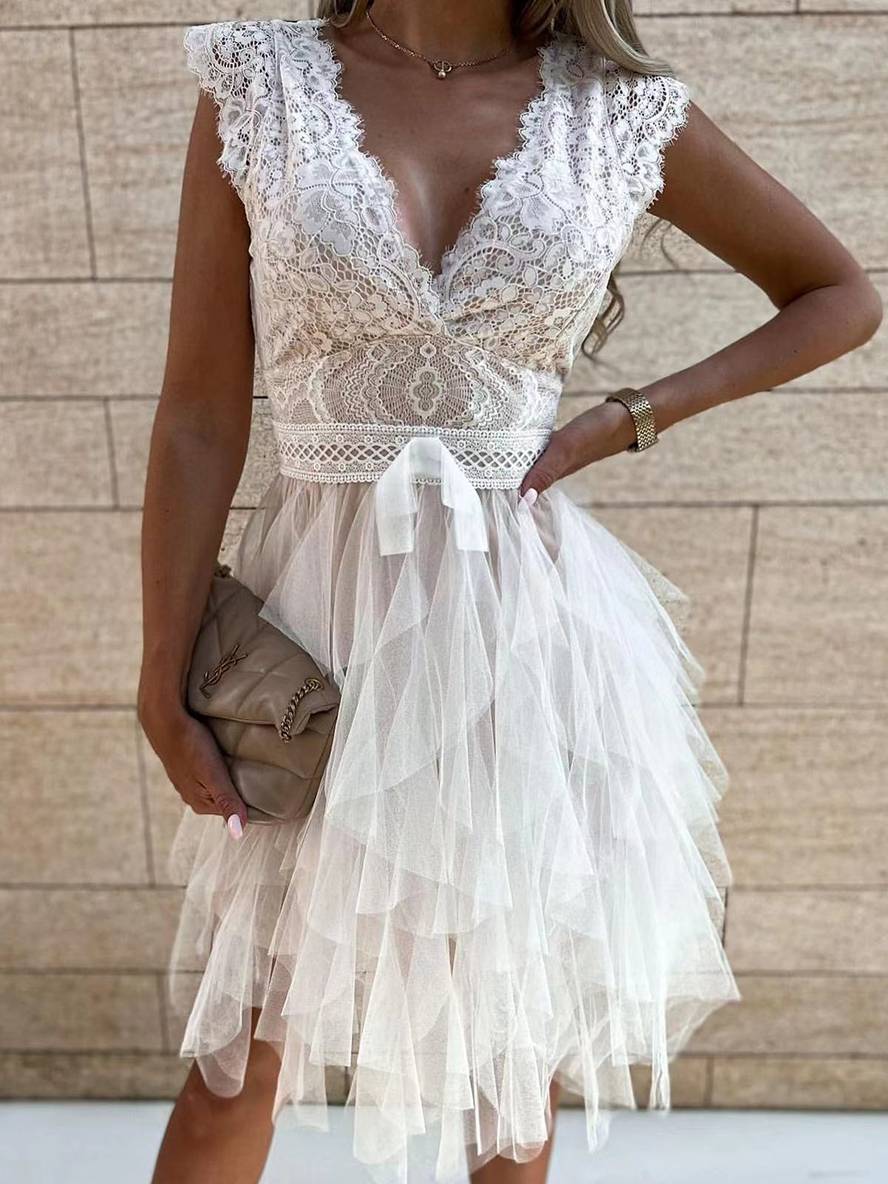 Women's Sleeveless Lace Tulle Mini Dress with V-Neck and Tiered Skirt