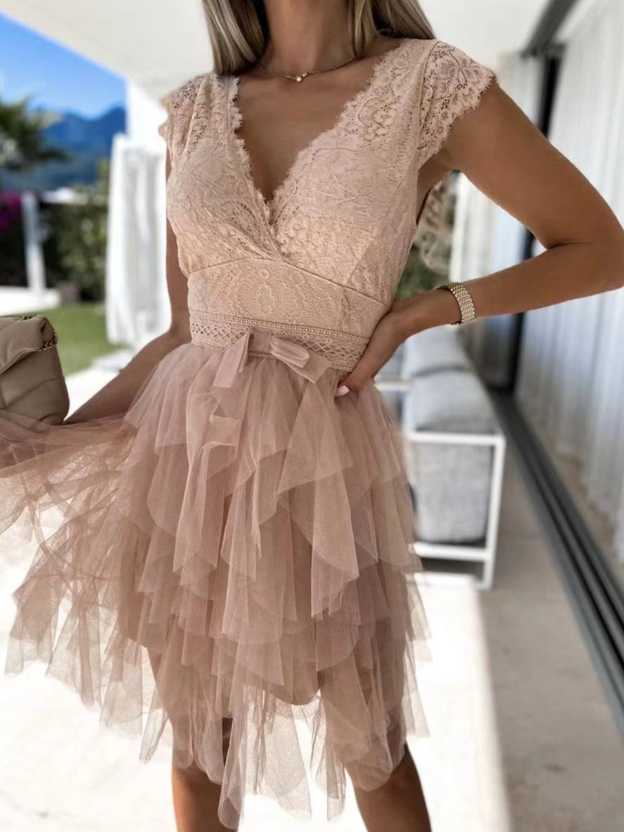 Women's Sleeveless Lace Tulle Mini Dress with V-Neck and Tiered Skirt
