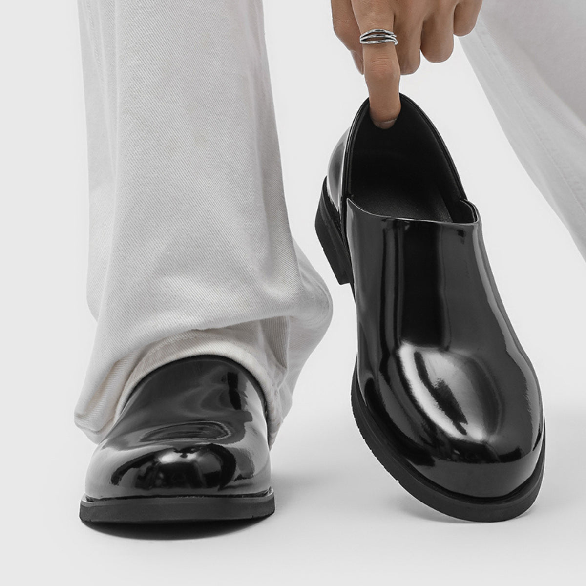 Men's Glossy Business Loafers with Low Block Heel