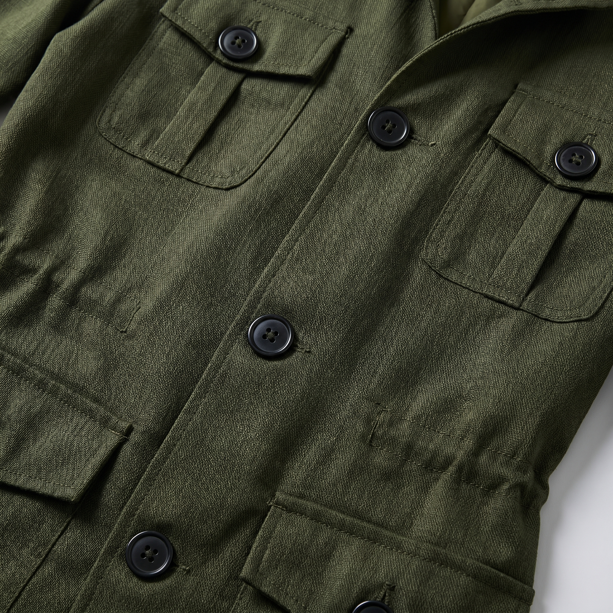 Men's Relaxed Linen Jacket with Four Flap Pockets