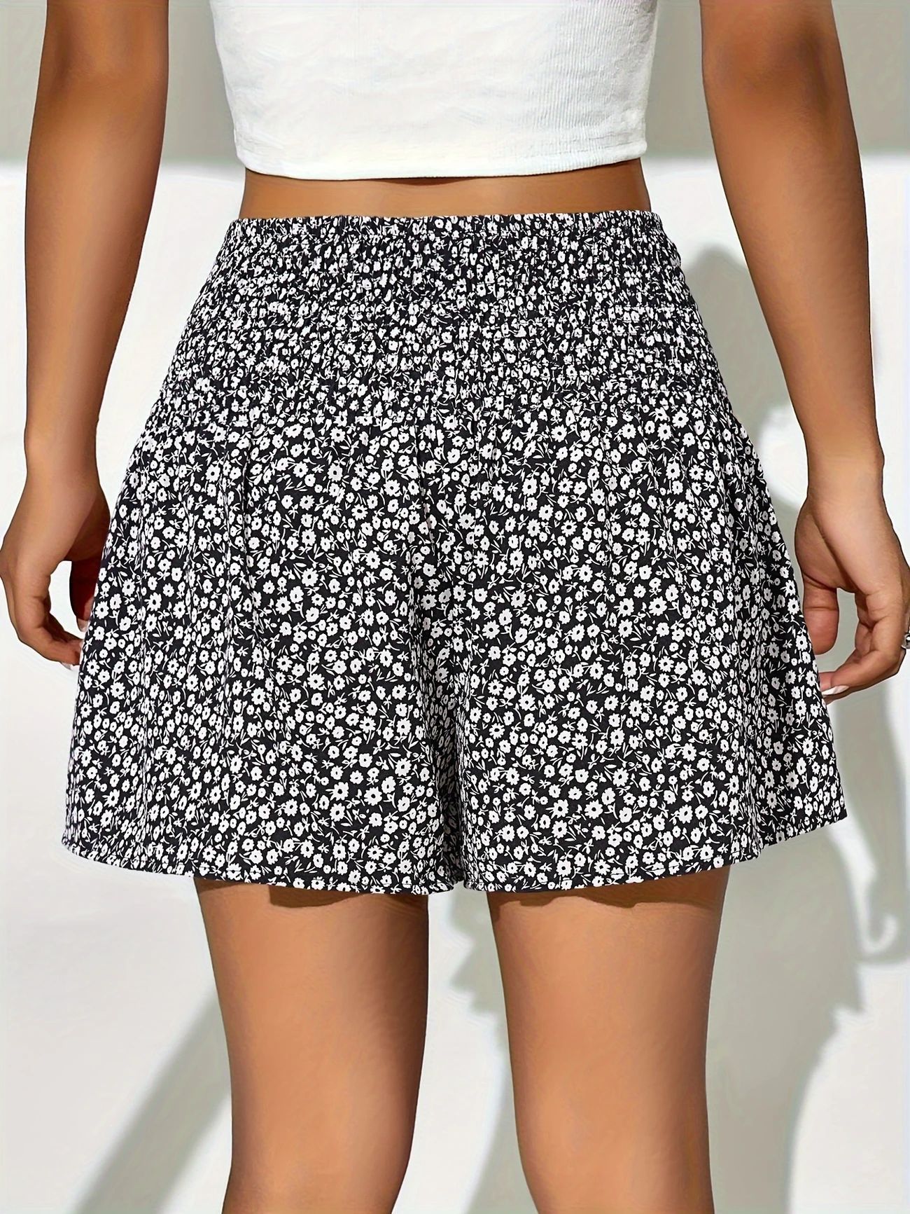 Women's Flowing Mini Skirt with Shirred Waistband