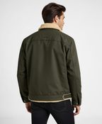 Men's Clean-Cut Winter Jacket with Practical Pockets