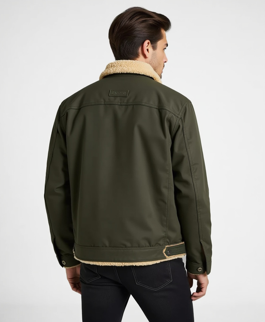 Men's Clean-Cut Winter Jacket with Practical Pockets