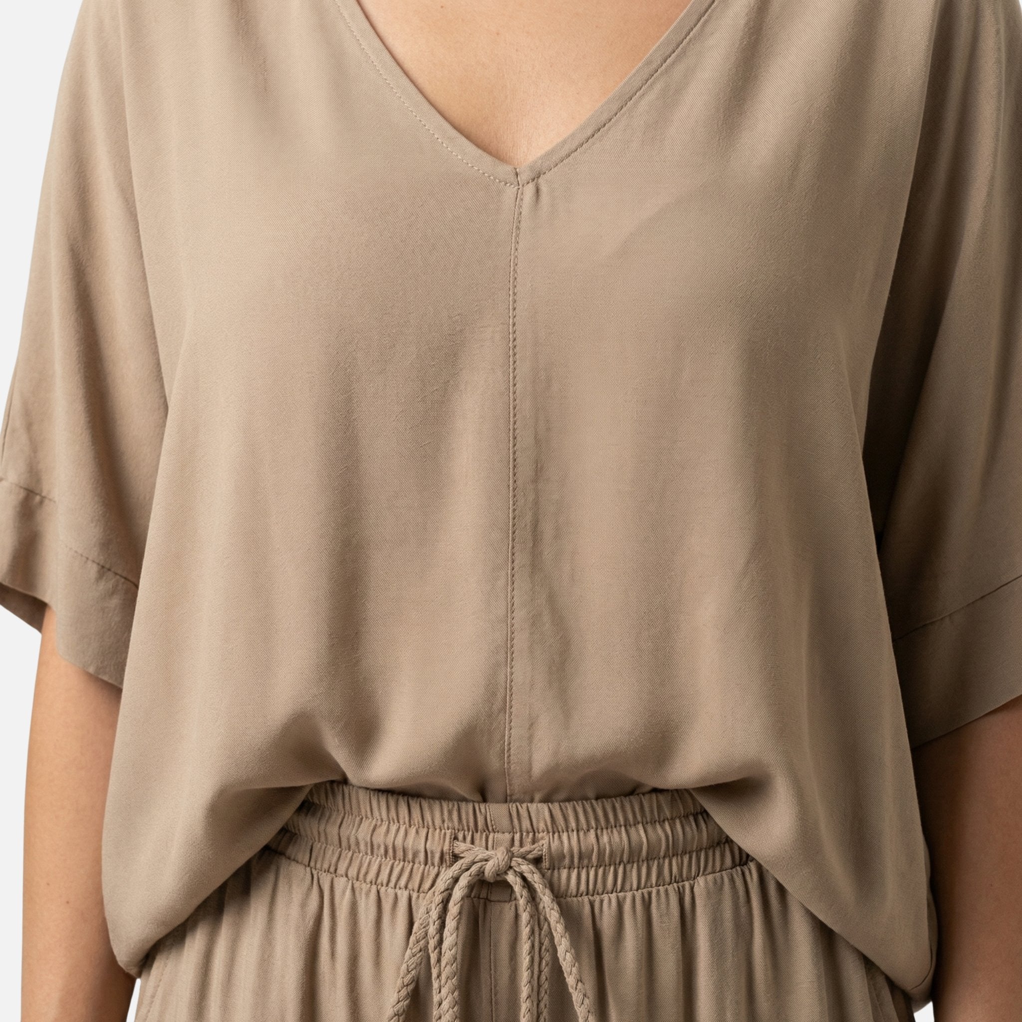 Women's Relaxed Jersey Loungewear Set with V-Neck