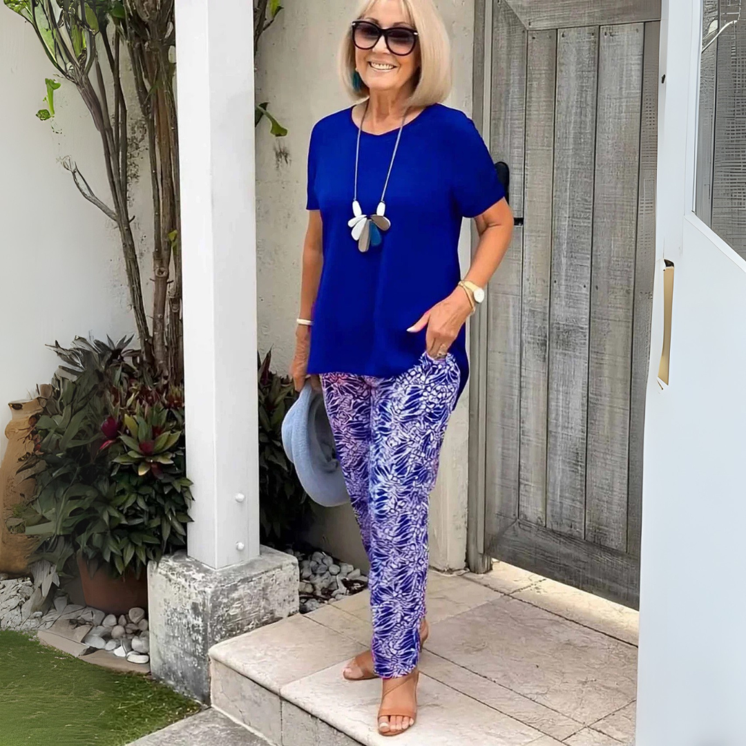 Women's Relaxed Knit Two-Piece Set with Printed Pants