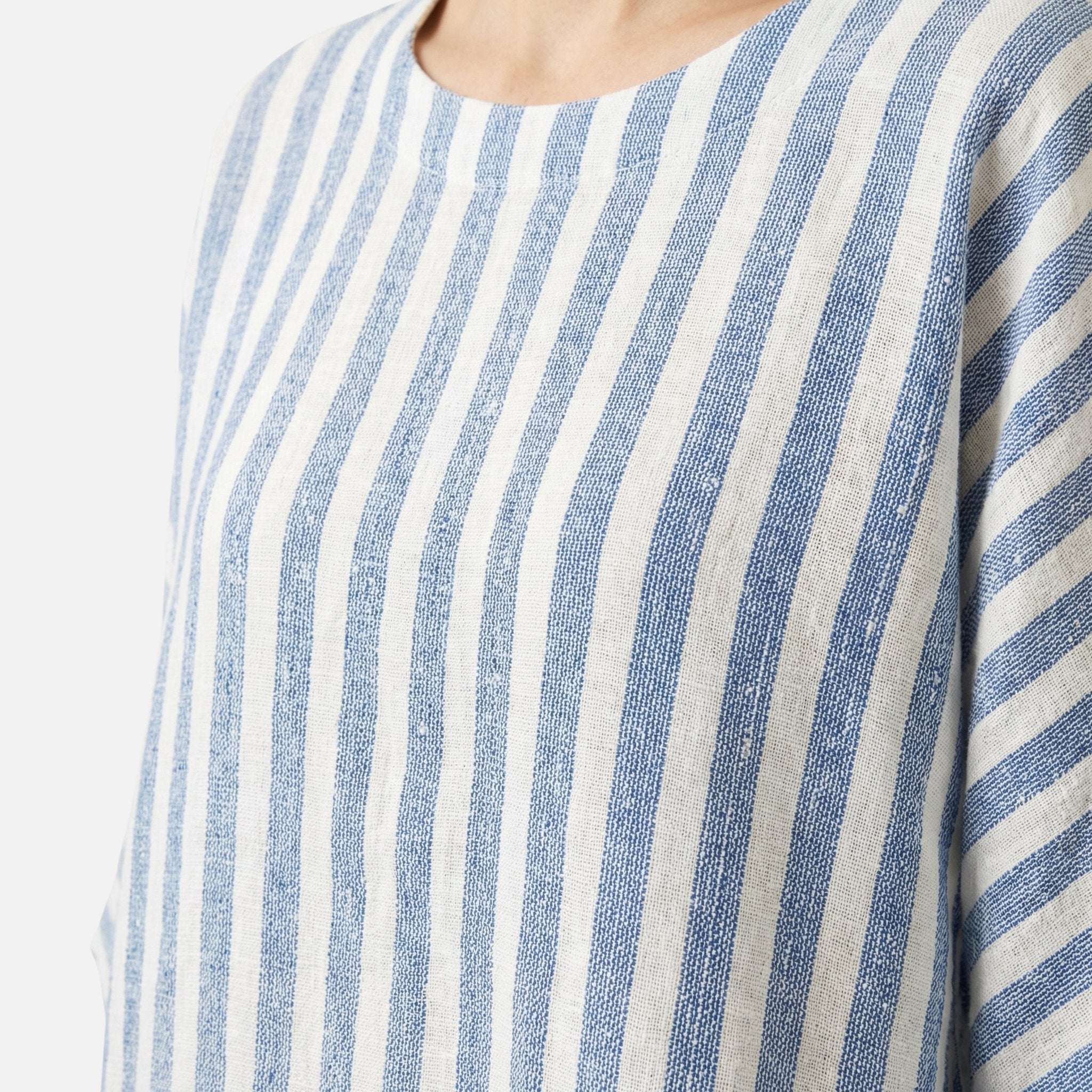 Women's Relaxed Linen Two-Piece Set with Striped Wide-Leg Trousers