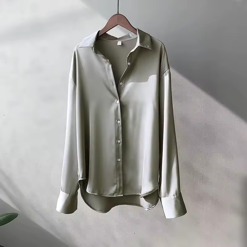 Women's Silk Button-Closure Blouse with Fluid Fit