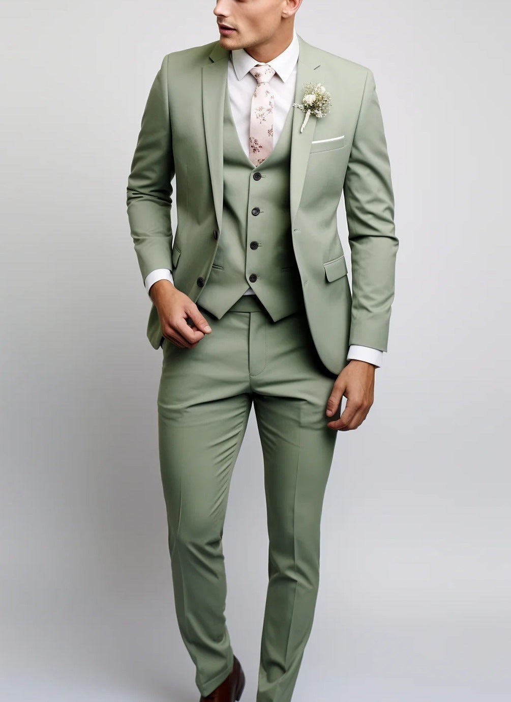Men's Slim Fit Three-Piece Suit with Notch Lapels