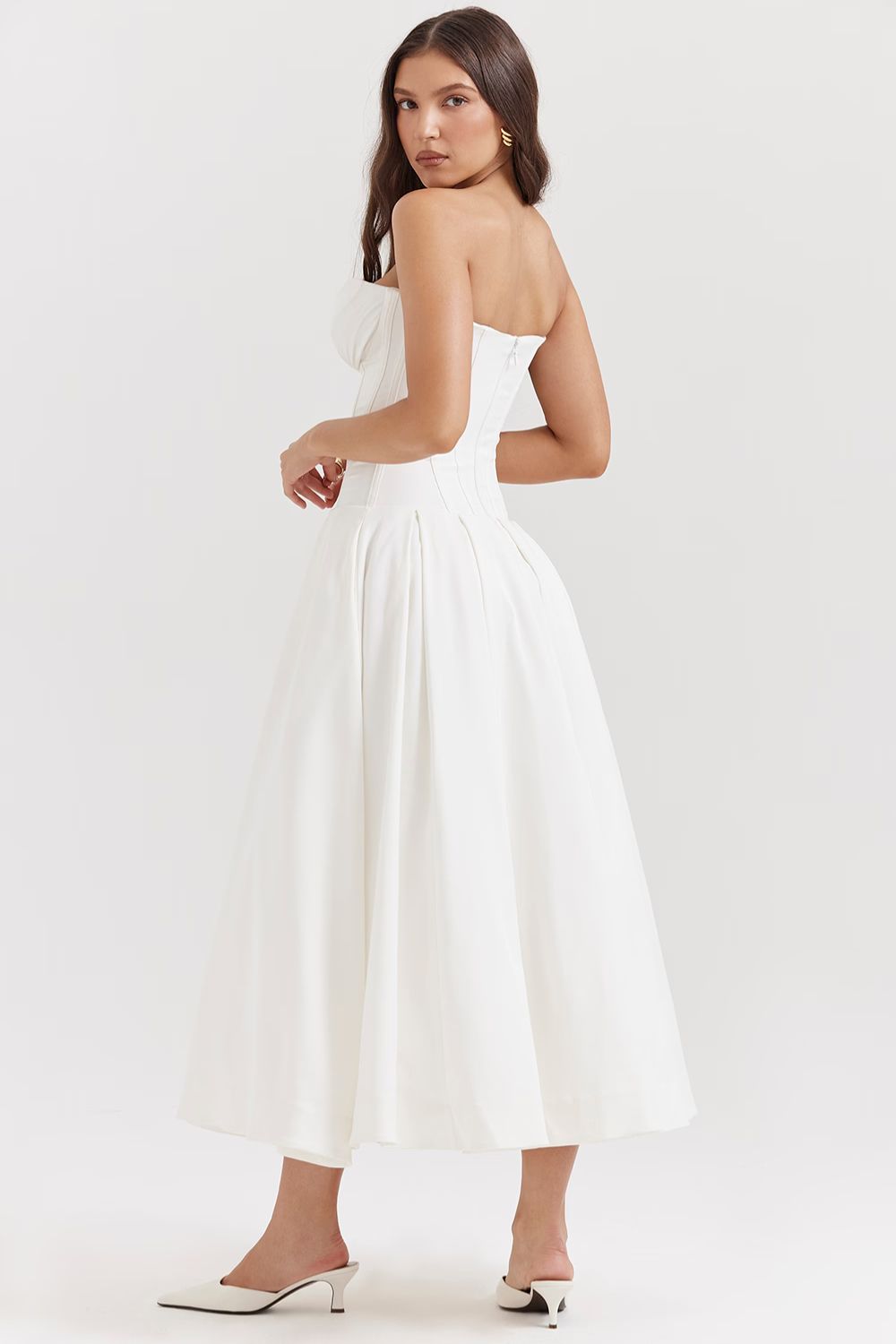 White Sculpted Maxi Dress with Voluminous Skirt