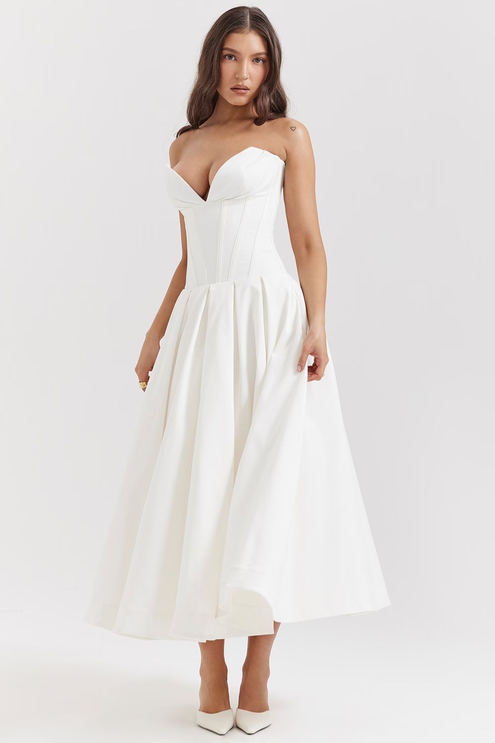White Sculpted Maxi Dress with Voluminous Skirt