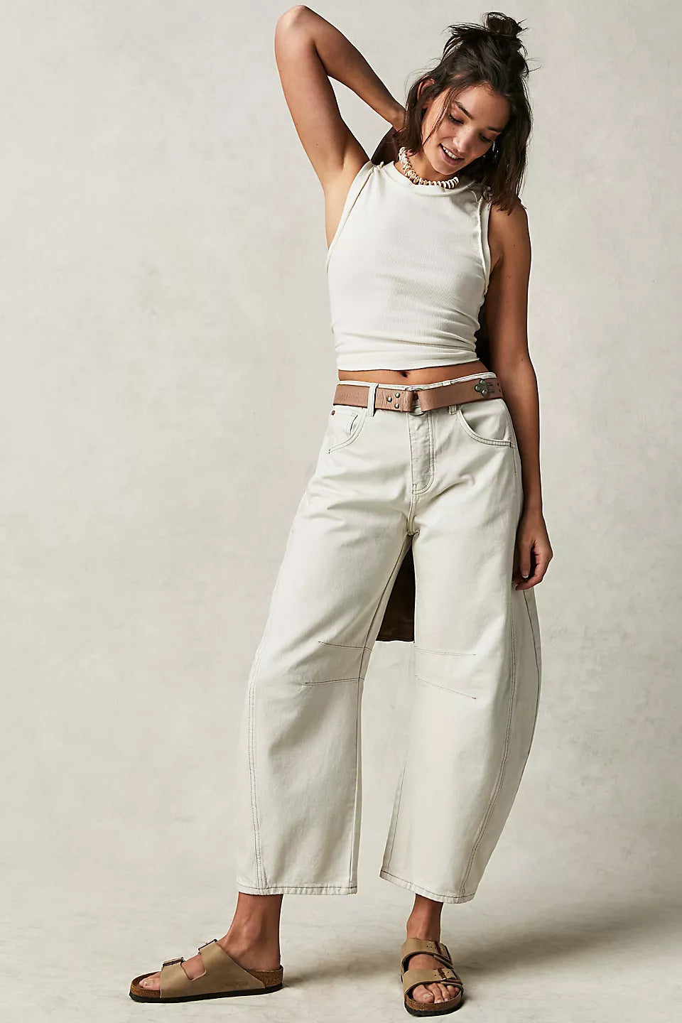 Women's Wide-Leg Denim Jeans with Contrast Seam Detail