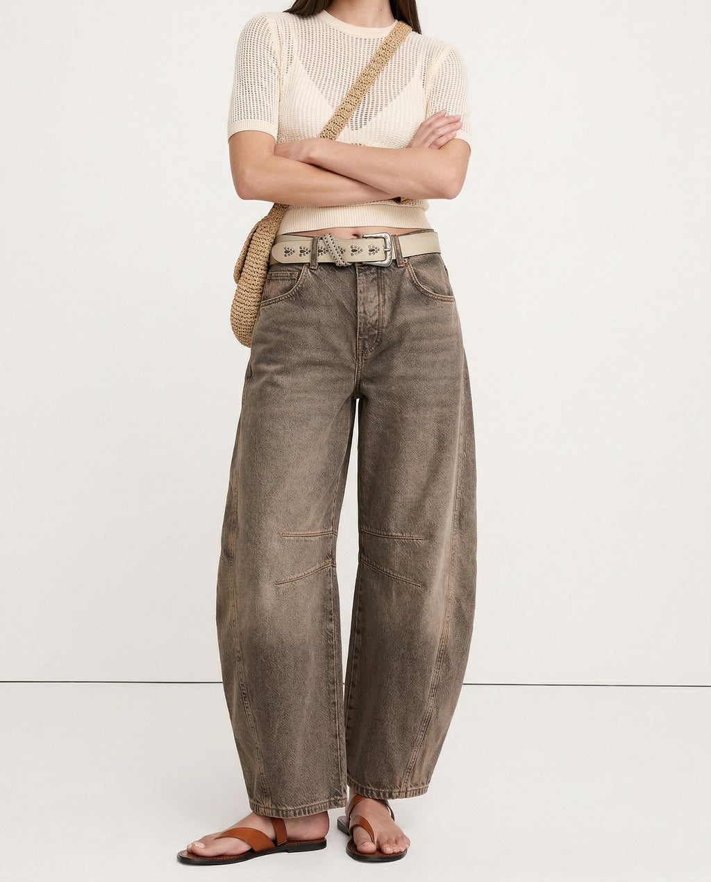 Women's Wide-Leg Denim Jeans with Contrast Seam Detail