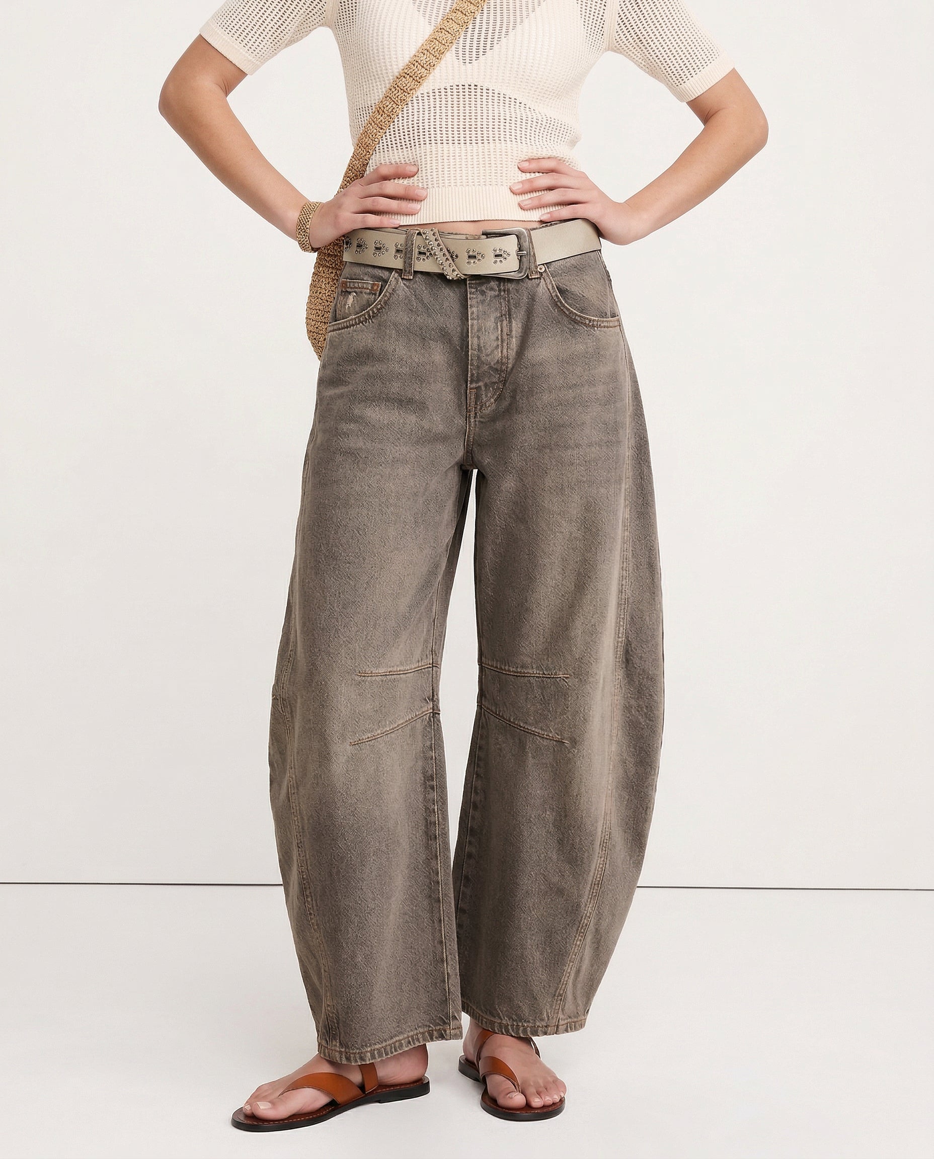Women's Wide-Leg Denim Jeans with Contrast Seam Detail
