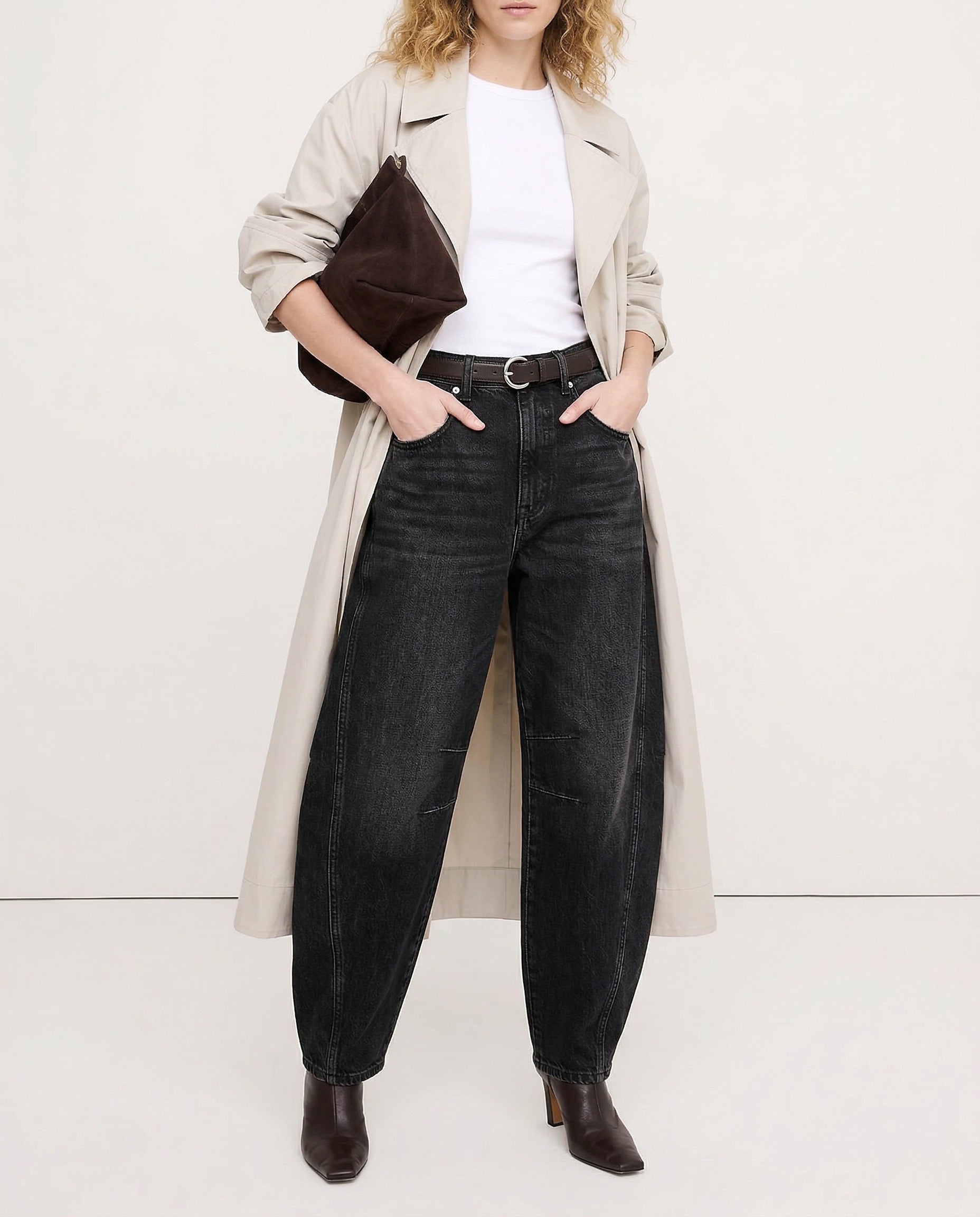 Women's Wide-Leg Denim Jeans with Contrast Seam Detail