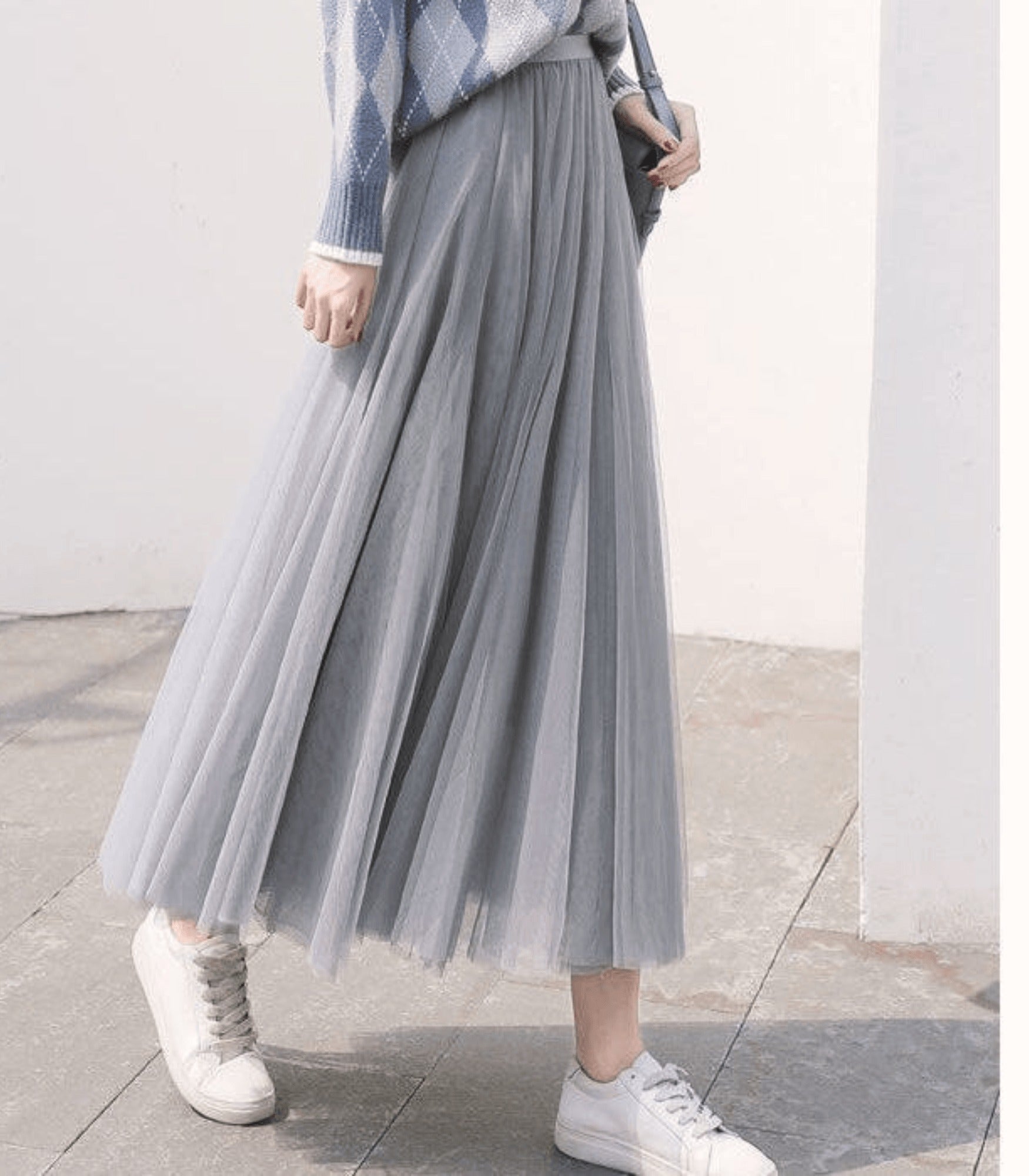 Women's Pleated Tulle Maxi Skirt with High Waist