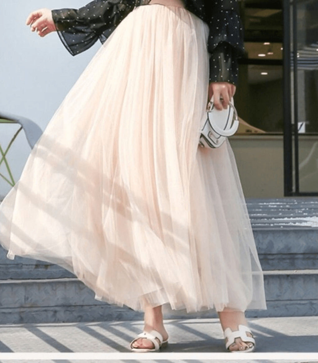 Women's Pleated Tulle Maxi Skirt with High Waist